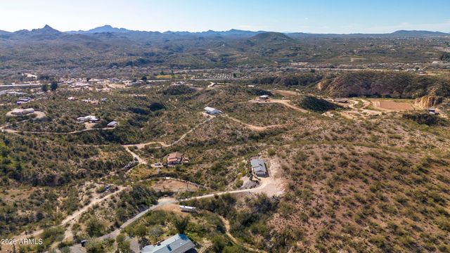 52032 N 297th Avenue, Wickenburg, AZ 85390