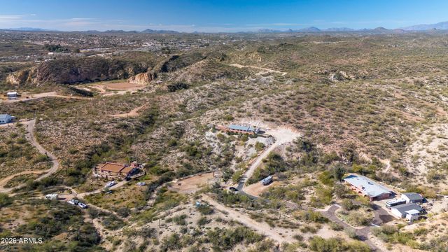 52032 N 297th Avenue, Wickenburg, AZ 85390