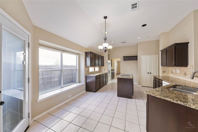 3812 Acacia Trail, The Colony, TX 75056