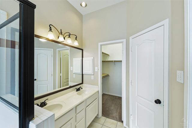3812 Acacia Trail, The Colony, TX 75056
