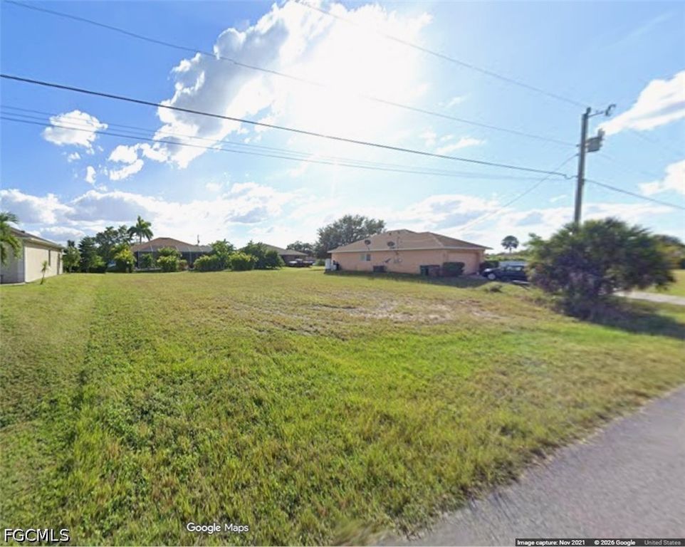 1209 NE 19th ST, Cape Coral, FL 33909
