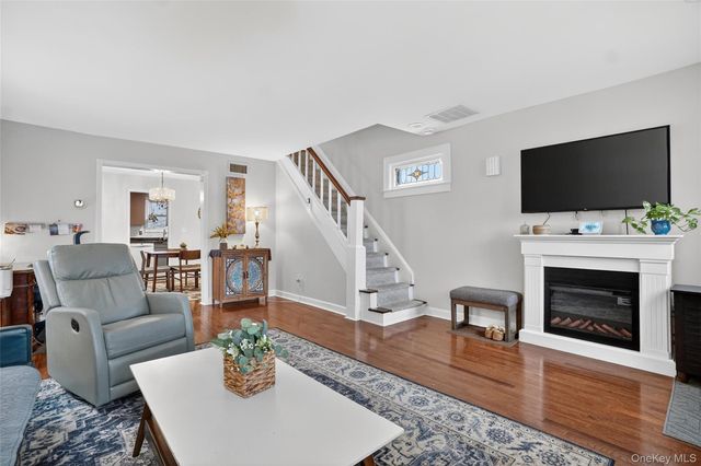 9028 218th Place, Queens Village, NY 11428