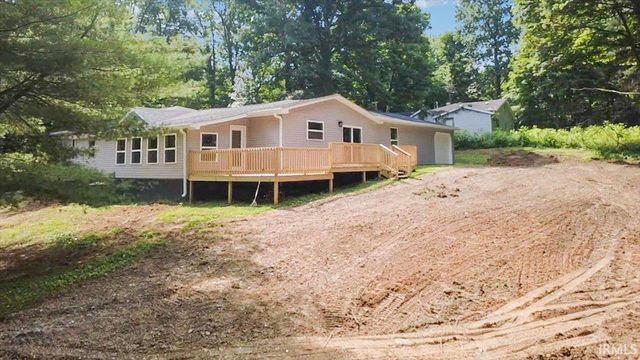 2097 Tripleton Pike Road, Bedford, IN 47421