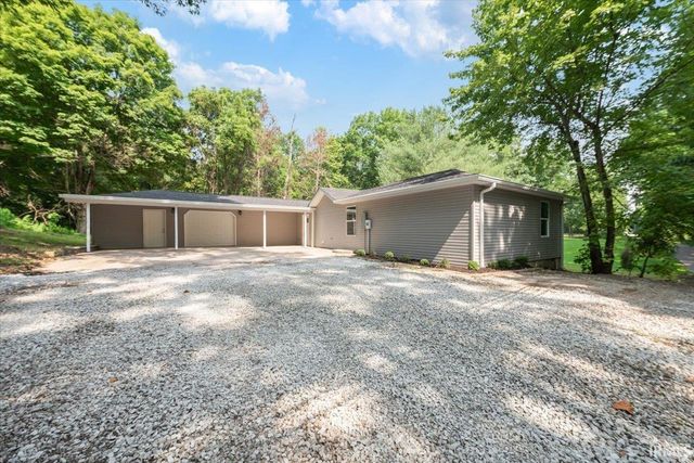 2097 Tripleton Pike Road, Bedford, IN 47421