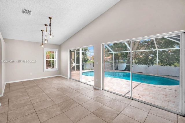 467 SW 191st Terrace, Pembroke Pines, FL 33029