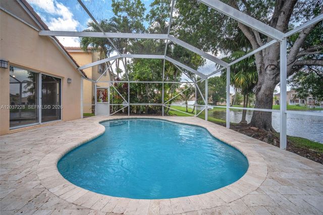467 SW 191st Terrace, Pembroke Pines, FL 33029
