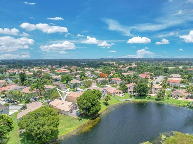 467 SW 191st Terrace, Pembroke Pines, FL 33029