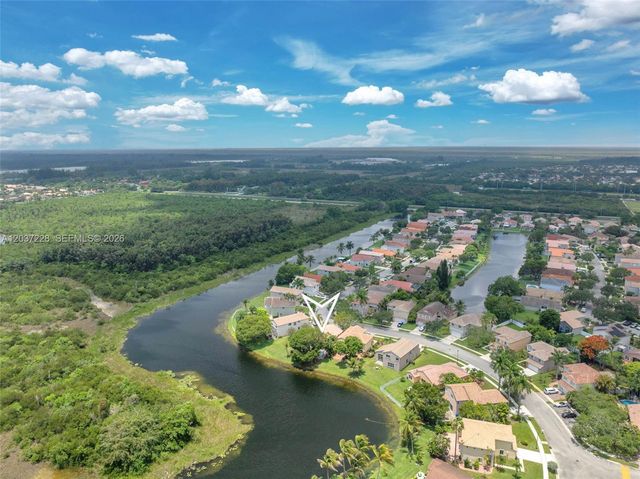 467 SW 191st Terrace, Pembroke Pines, FL 33029