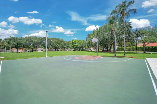 467 SW 191st Terrace, Pembroke Pines, FL 33029