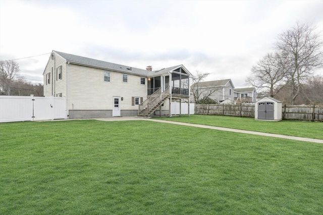 134 Curtis Ave, Stoughton, MA 02072