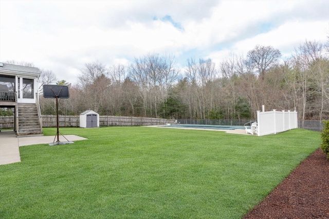 134 Curtis Ave, Stoughton, MA 02072