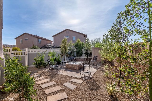 113 Weisbrook Court, Henderson, NV 89011
