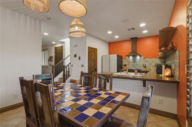 113 Weisbrook Court, Henderson, NV 89011