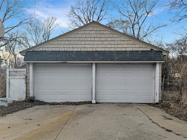 1109 N Howard Street, Indianola, IA 50125