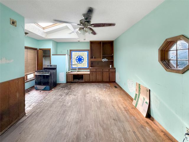 1109 N Howard Street, Indianola, IA 50125