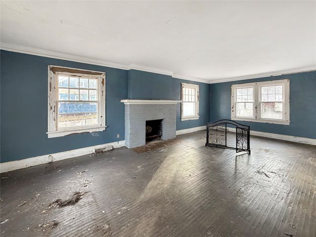 1109 N Howard Street, Indianola, IA 50125