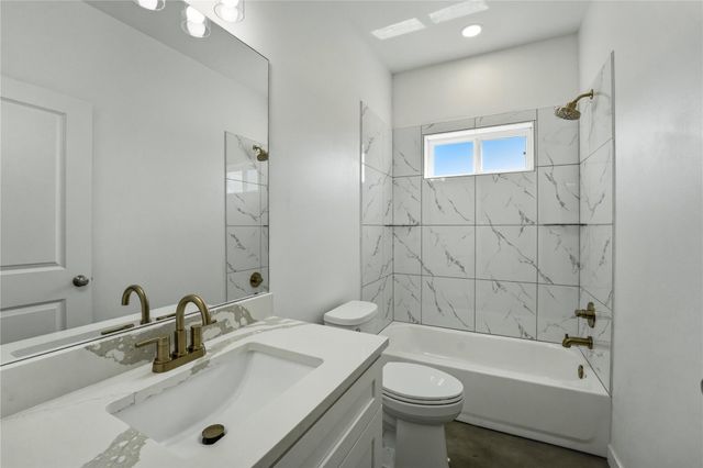 9345 Hajovsky Road, La Grange, TX 78945