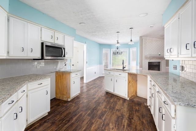 4203 Bridgewater Drive, Phenix City, AL 36867