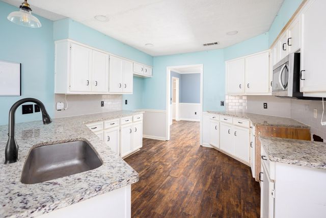 4203 Bridgewater Drive, Phenix City, AL 36867