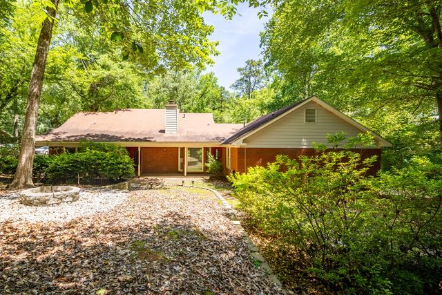 4203 Bridgewater Drive, Phenix City, AL 36867
