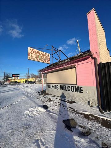 9646 Greenfield Road, Detroit, MI 48227