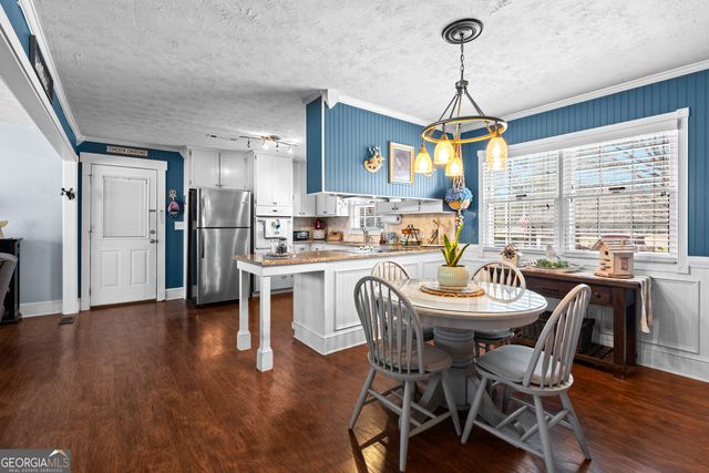 145 New Hope Circle, Fayetteville, GA 30214