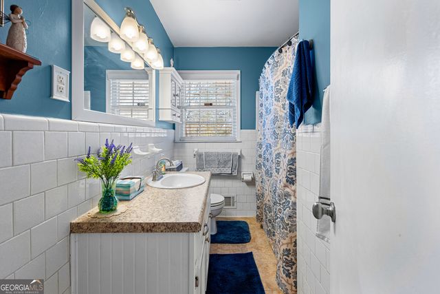 145 New Hope Circle, Fayetteville, GA 30214