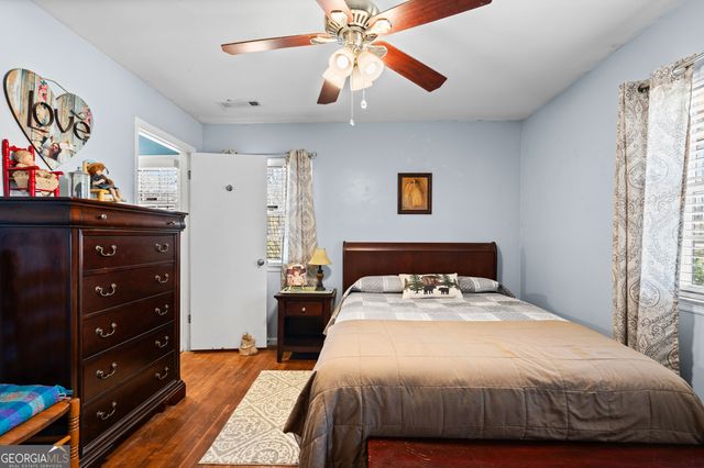 145 New Hope Circle, Fayetteville, GA 30214