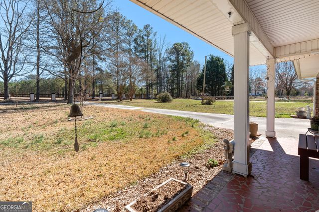 145 New Hope Circle, Fayetteville, GA 30214