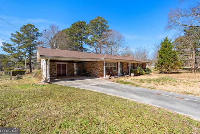 145 New Hope Circle, Fayetteville, GA 30214