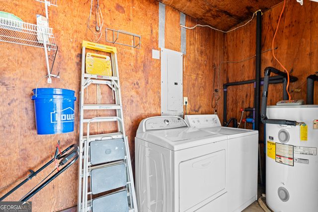 145 New Hope Circle, Fayetteville, GA 30214