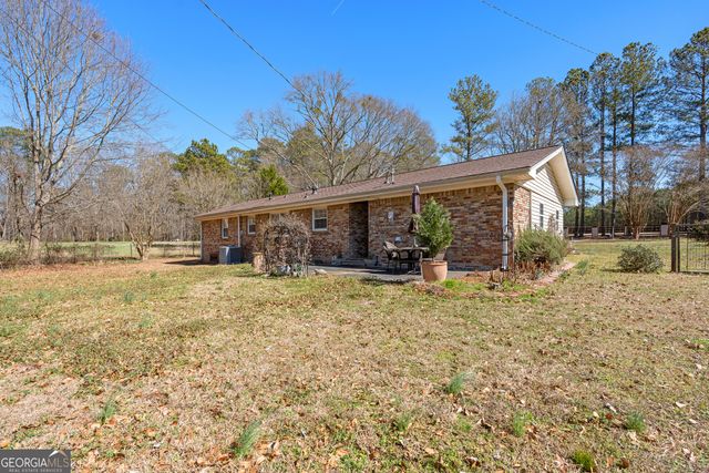 145 New Hope Circle, Fayetteville, GA 30214