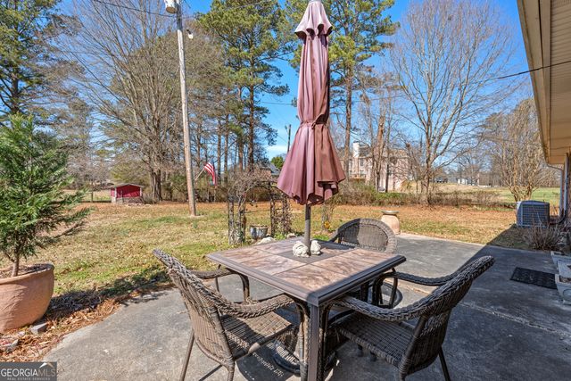 145 New Hope Circle, Fayetteville, GA 30214