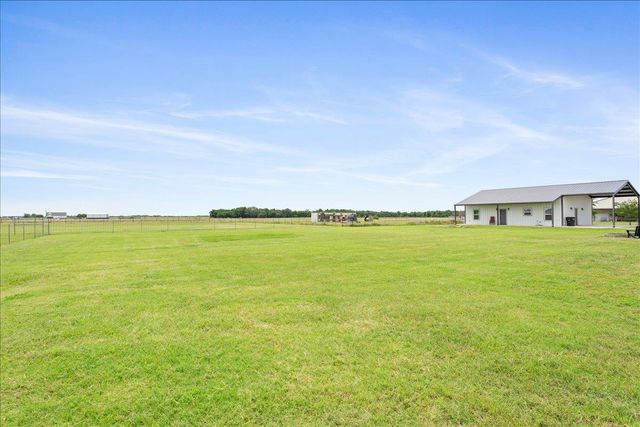 16649 Sypert School RD, Holland, TX 76534