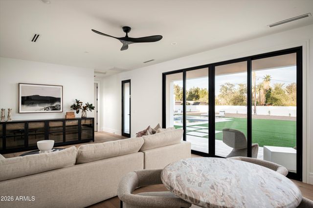 6711 E JENAN Drive, Scottsdale, AZ 85254