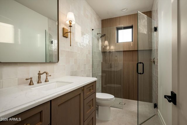 6711 E JENAN Drive, Scottsdale, AZ 85254