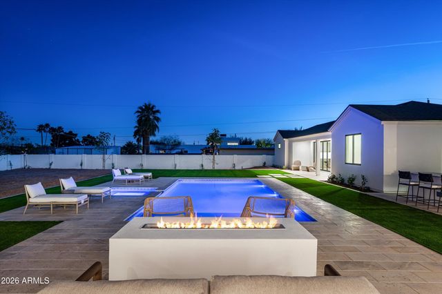 6711 E JENAN Drive, Scottsdale, AZ 85254