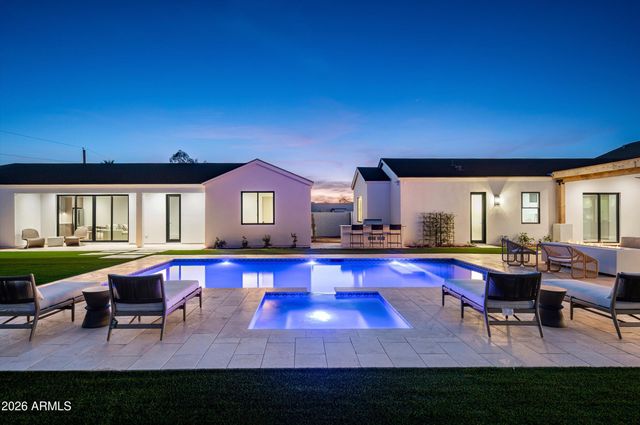 6711 E JENAN Drive, Scottsdale, AZ 85254