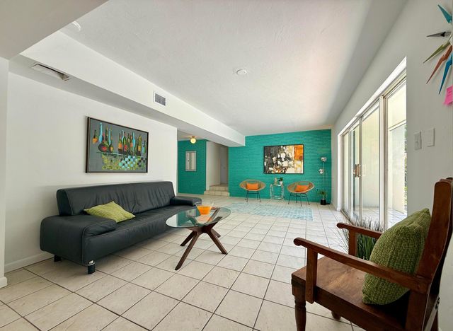 1532 NE 27TH Drive, Wilton Manors, FL 33334