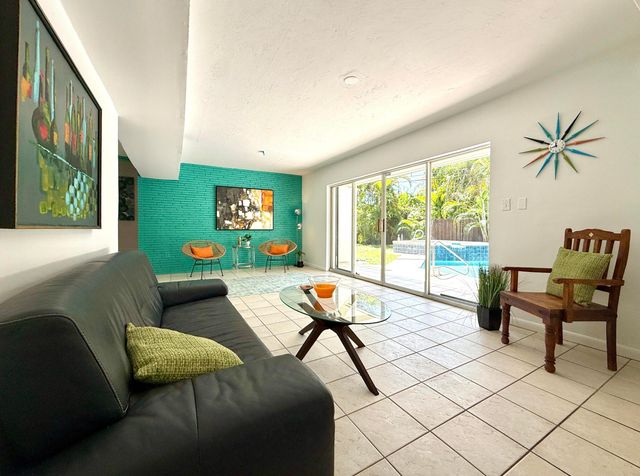 1532 NE 27TH Drive, Wilton Manors, FL 33334