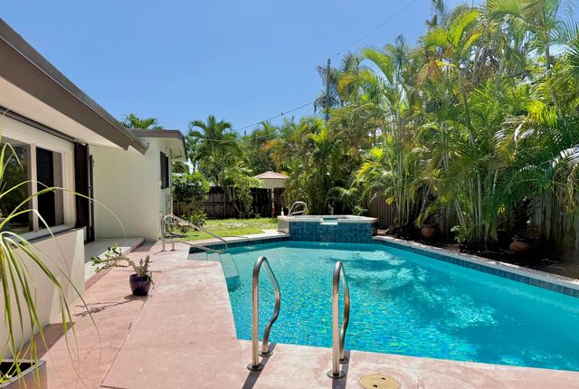 1532 NE 27TH Drive, Wilton Manors, FL 33334