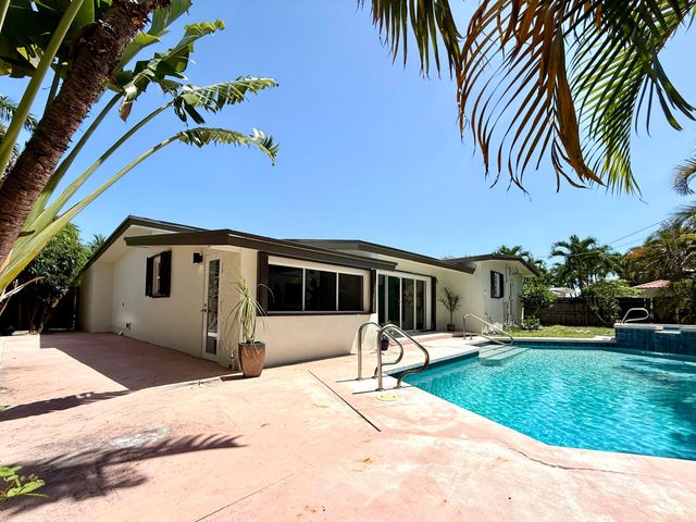 1532 NE 27TH Drive, Wilton Manors, FL 33334