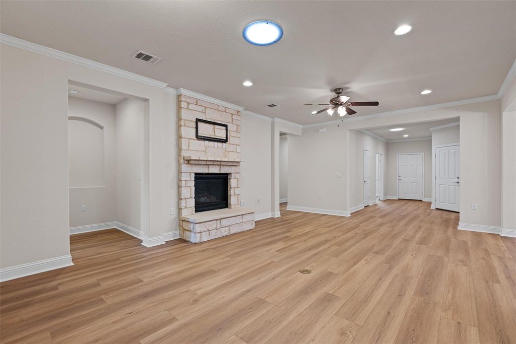 509 Davis Mountain CIR, Georgetown, TX 78633