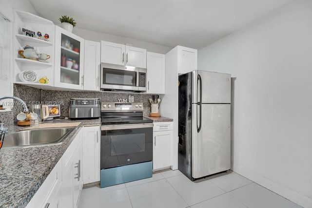 20400 NW 38th Court, Miami Gardens, FL 33055