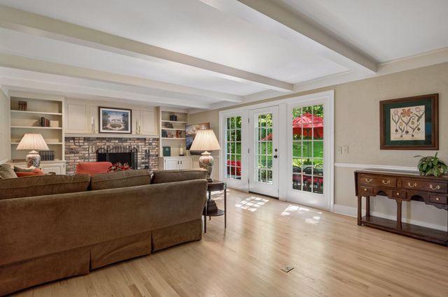 215 Hollander Road, Orono, MN 55391