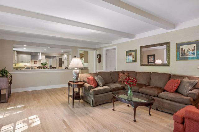 215 Hollander Road, Orono, MN 55391