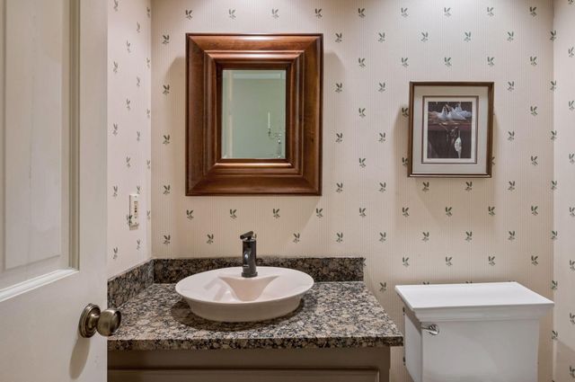 215 Hollander Road, Orono, MN 55391