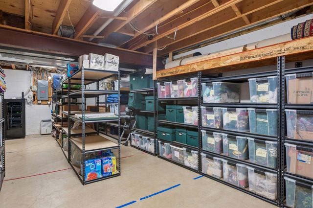215 Hollander Road, Orono, MN 55391