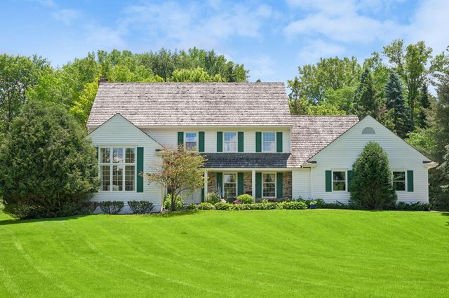 215 Hollander Road, Orono, MN 55391