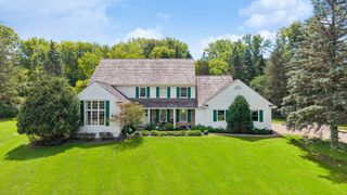 215 Hollander Road, Orono, MN 55391
